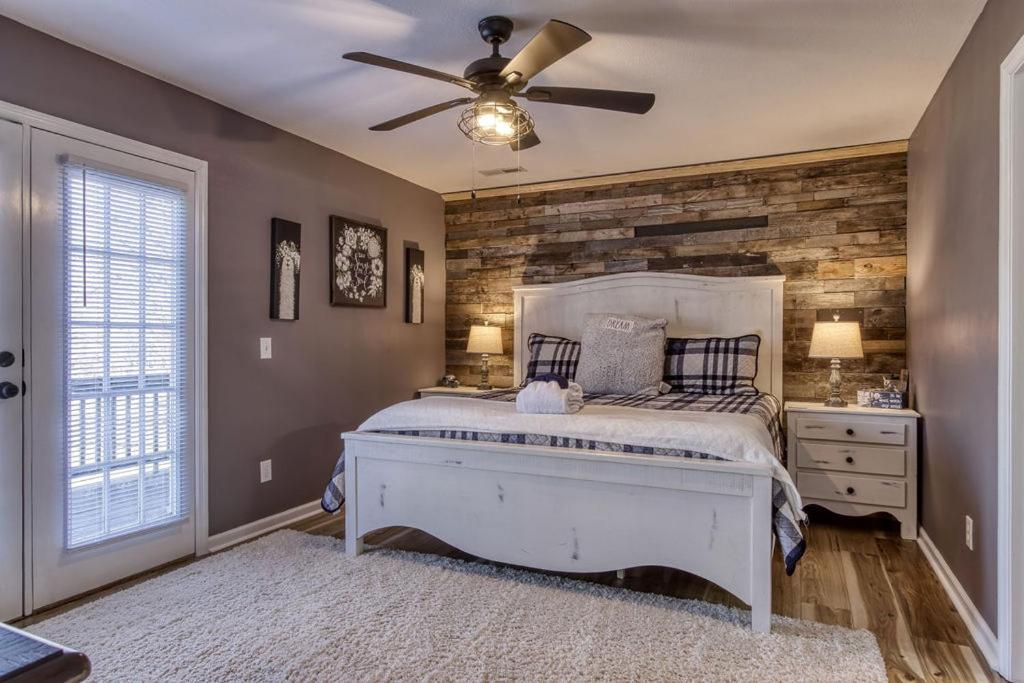 The Mason Jar, Hot Tub, Wifi, 1089 Free Tickets Each Paid Day, Dollywood And More! Pigeon Forge Buitenkant foto